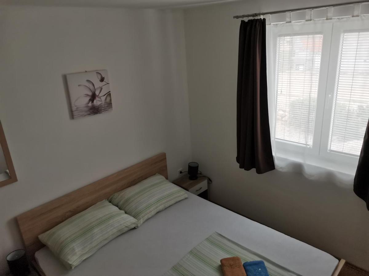 Apartman Jadranka Vir Luaran gambar